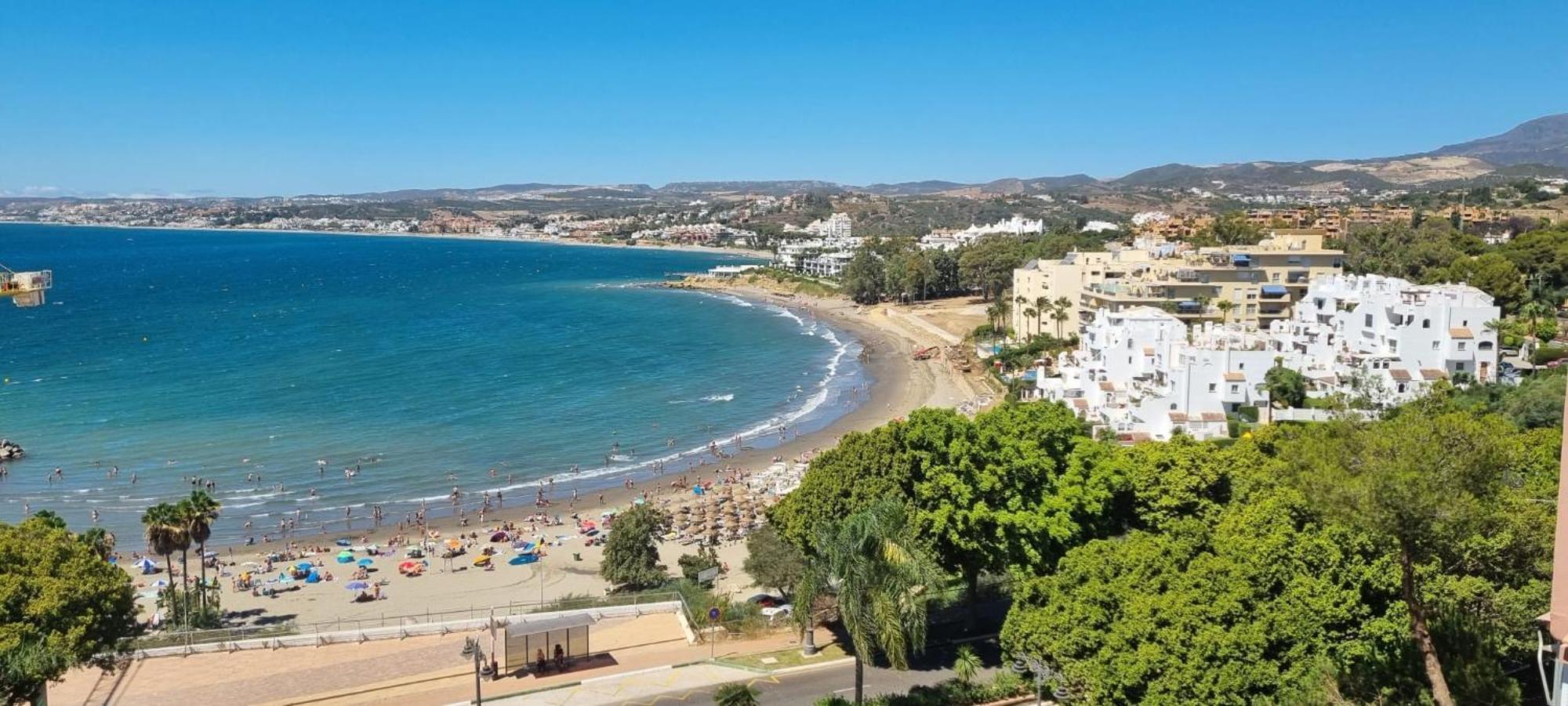 Apartamento Playa Del Cristo Estepona Exterior photo